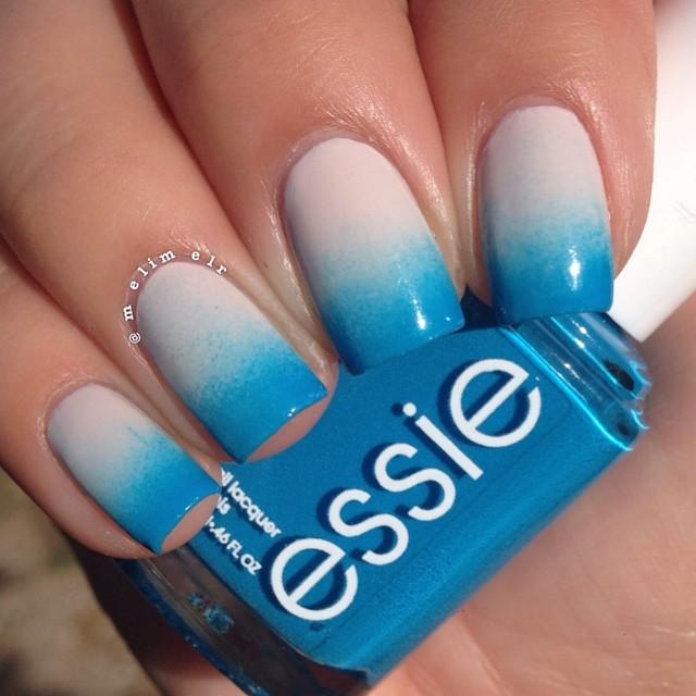  Blue and White Ombre Nails 