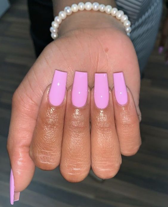 light pink acrylic nails	