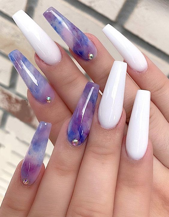 simple Dope white nail designs 