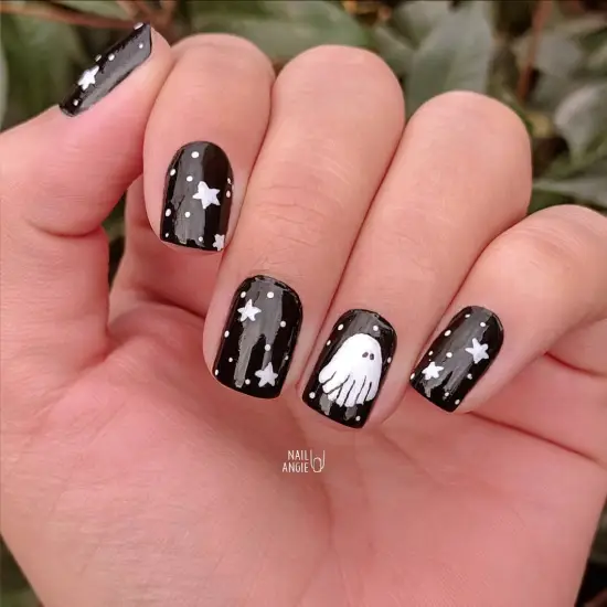 Black and White Short Halloween Ghost Nails