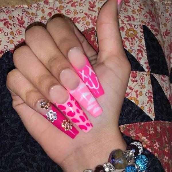 Pretty N Pink French Tip Press On Nail Set