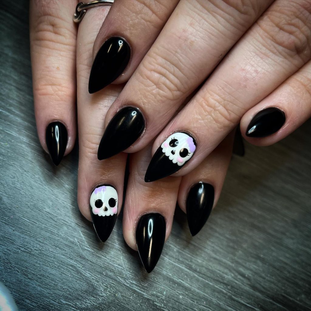 Black and white Ghost Nails Halloween Nails Ideas