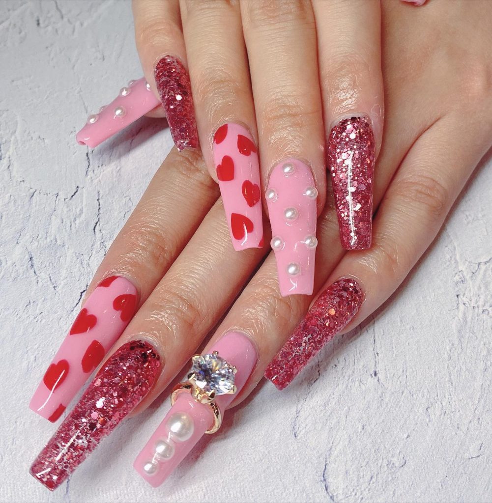 Long Swag Glitter Heart Nails with Rhinestone