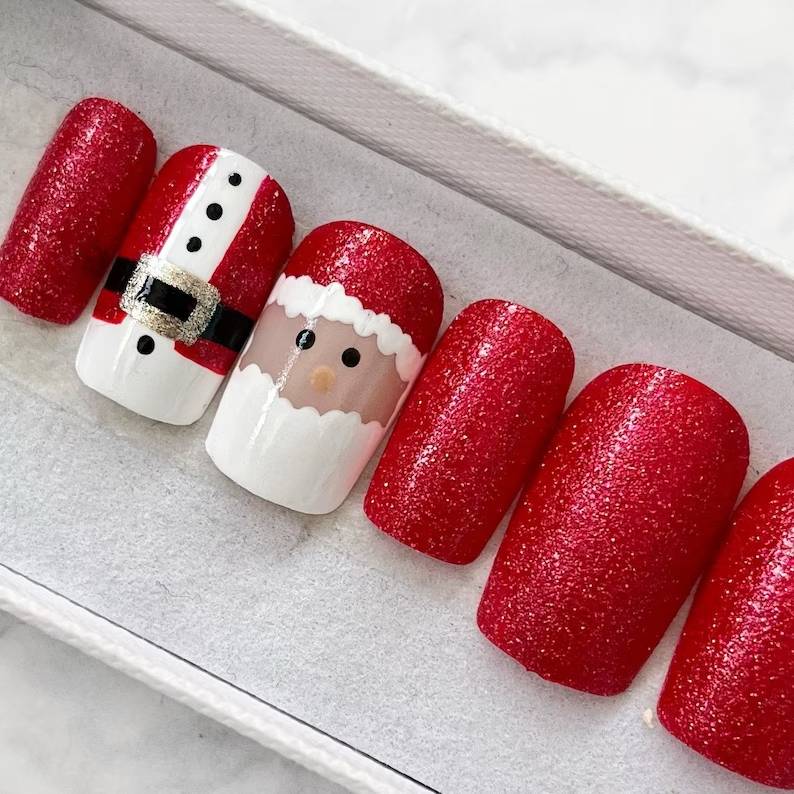 Short Rounded Christmas Red Glitter Santa Design Press On Nails