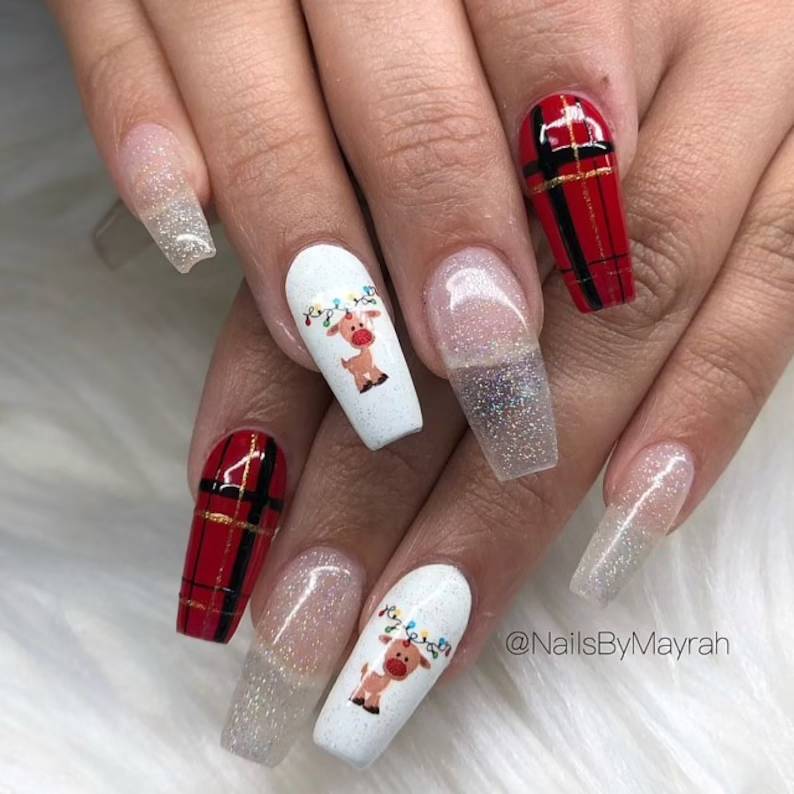 Reindeer Nails Design Ideas