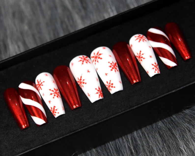 Snowy Christmas Winter Press On Nails