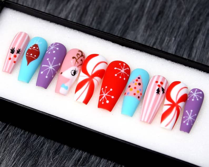 Winter Wonderland Christmas Press On Nails