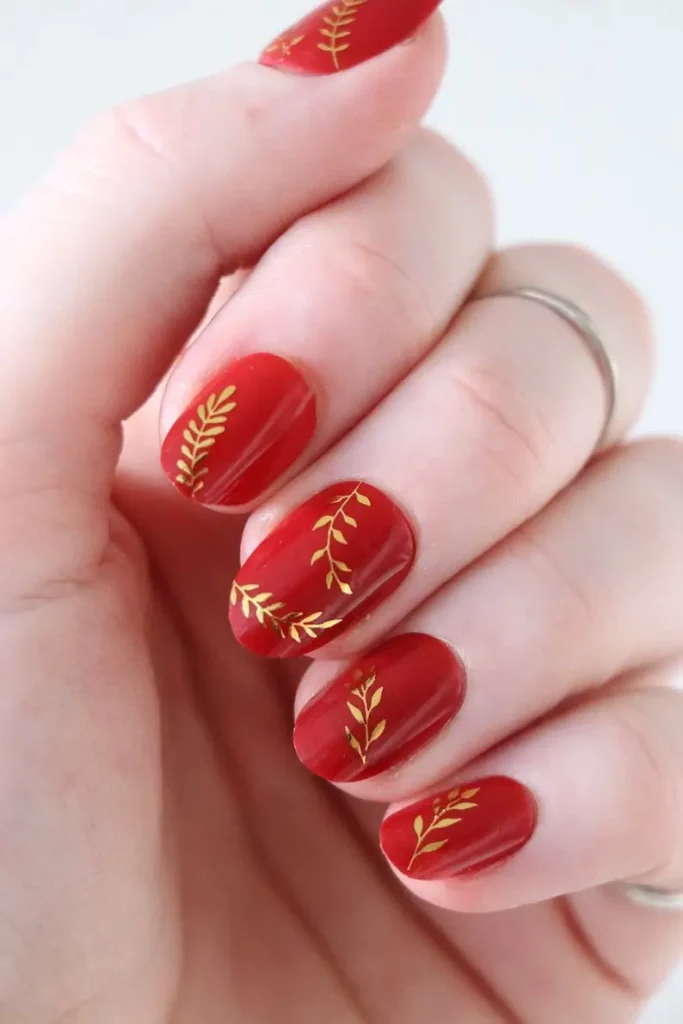 Gold Leaves Short Red Valentines Nails