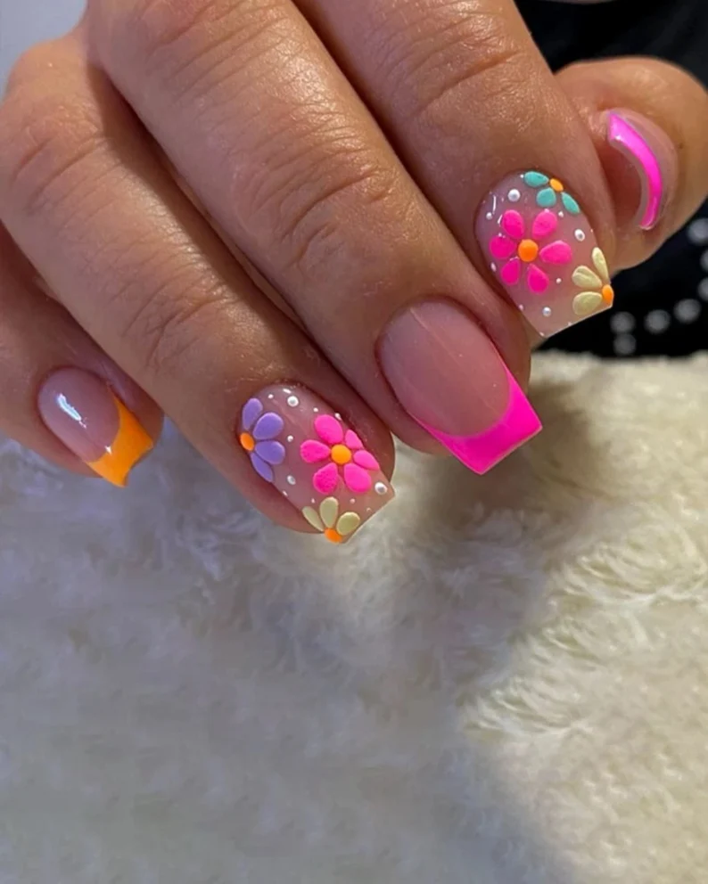 Short Square Flower Pattern Exotic Nails