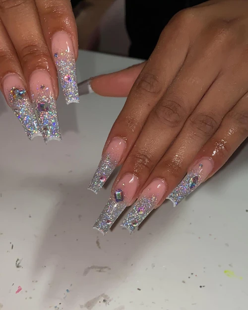 Long Acrylic Nails With Designs 34