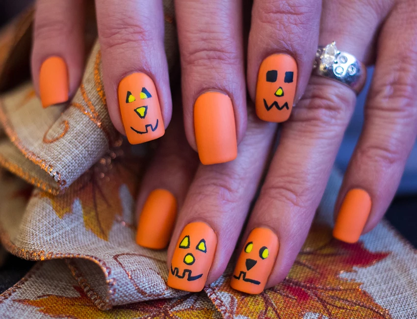 Pumpkin Nail Art 14