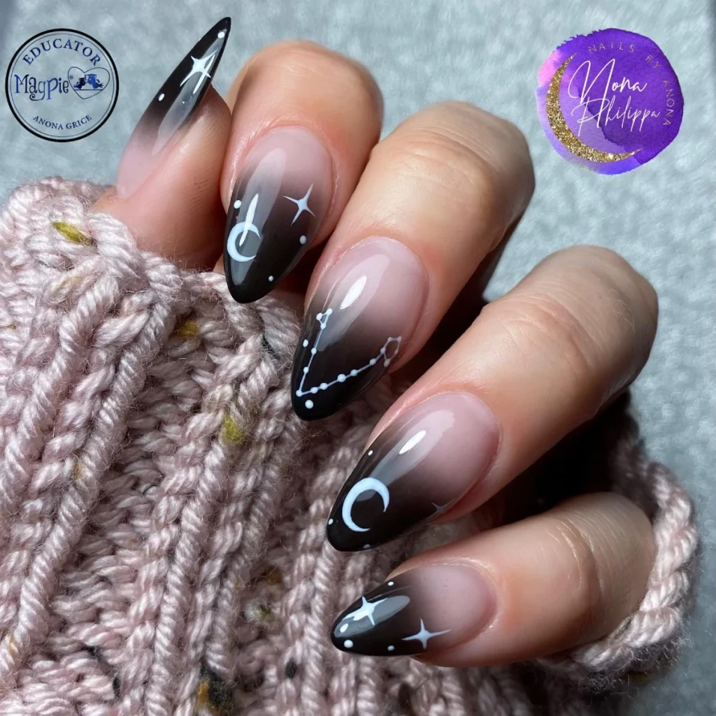 Short Moon Star Oval Ombre Black Nails