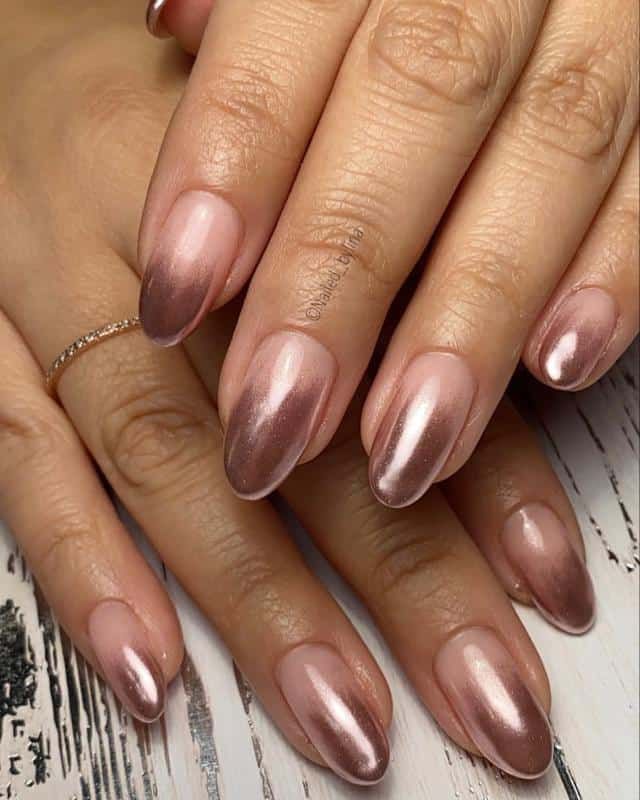 Metallic Muse Edgy Elegance with Short Oval Nails